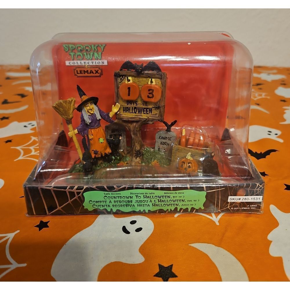 Lemax Spooky Town Halloween Countdown Table Decor